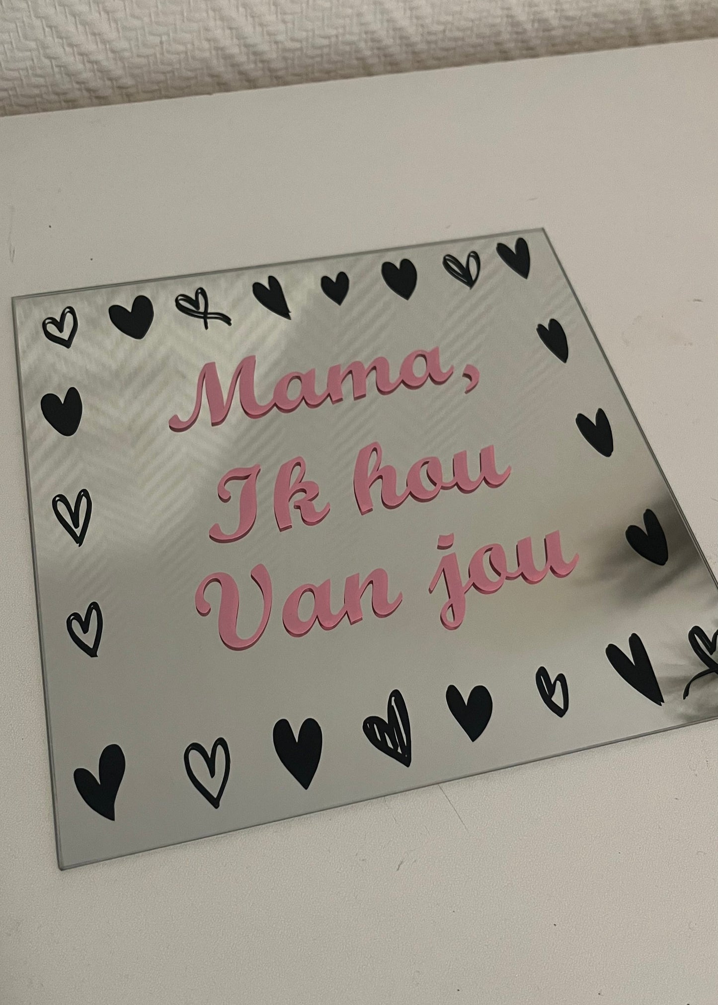 Bedrukte gepersonaliseerde spiegel in verschillende kleuren. Leuk voor Moederdag