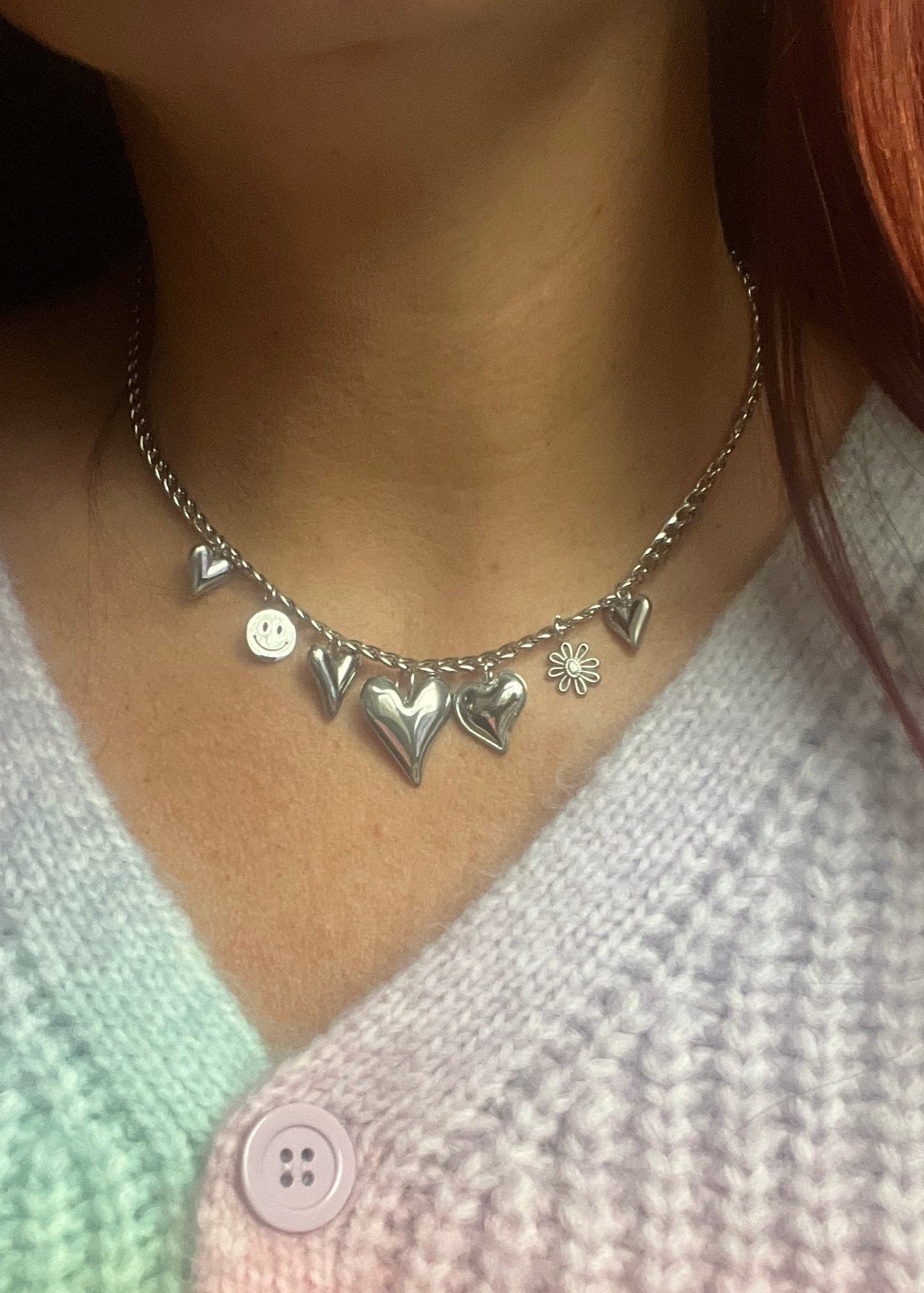 Stainless steel bedelkettingen in goud en zilver. Duurzaam, waterproof en trendy. Elke ketting heeft eigen bedels, mix en match jouw favorieten.