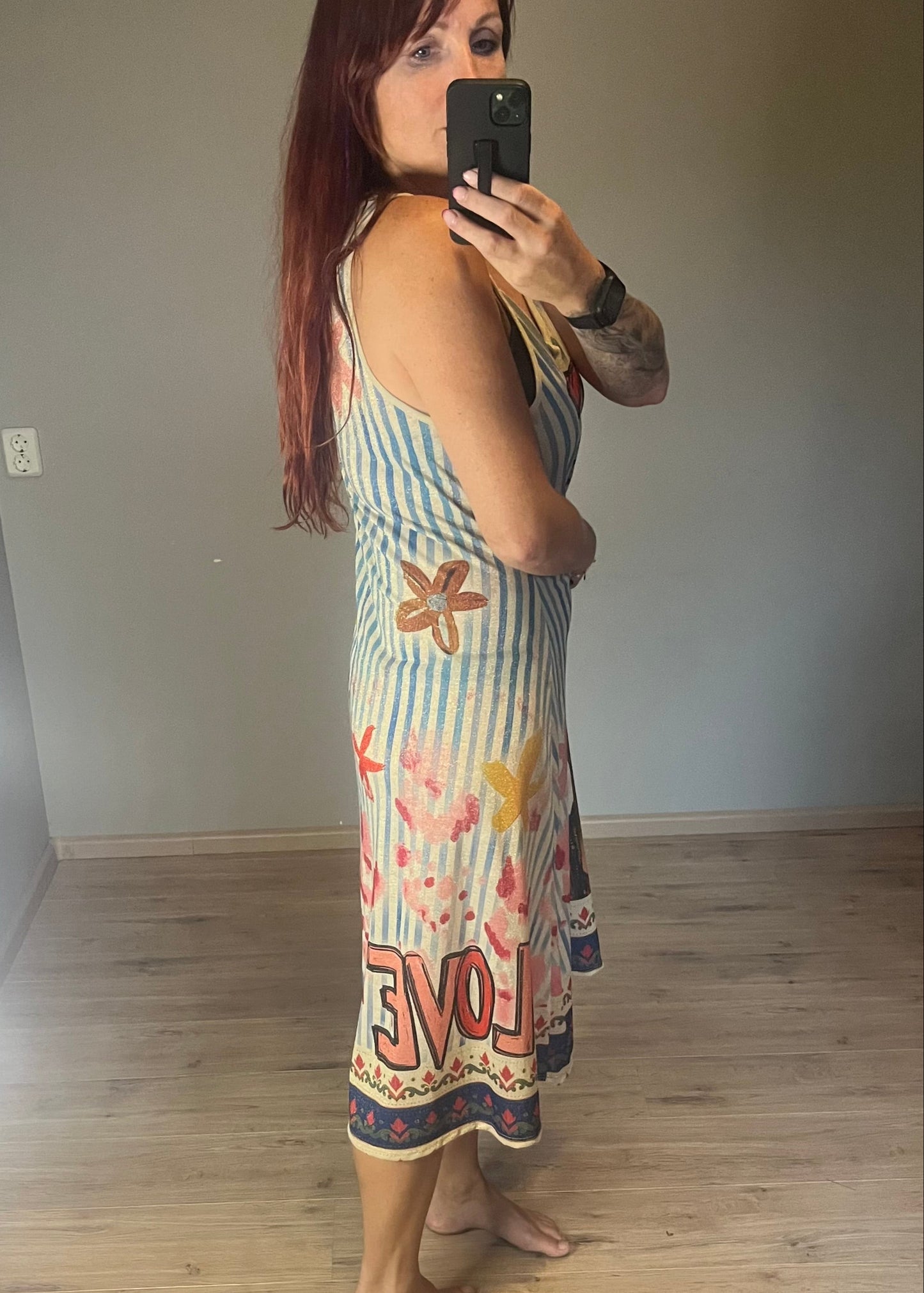 Schitterende lurex jurk met een damesprint.