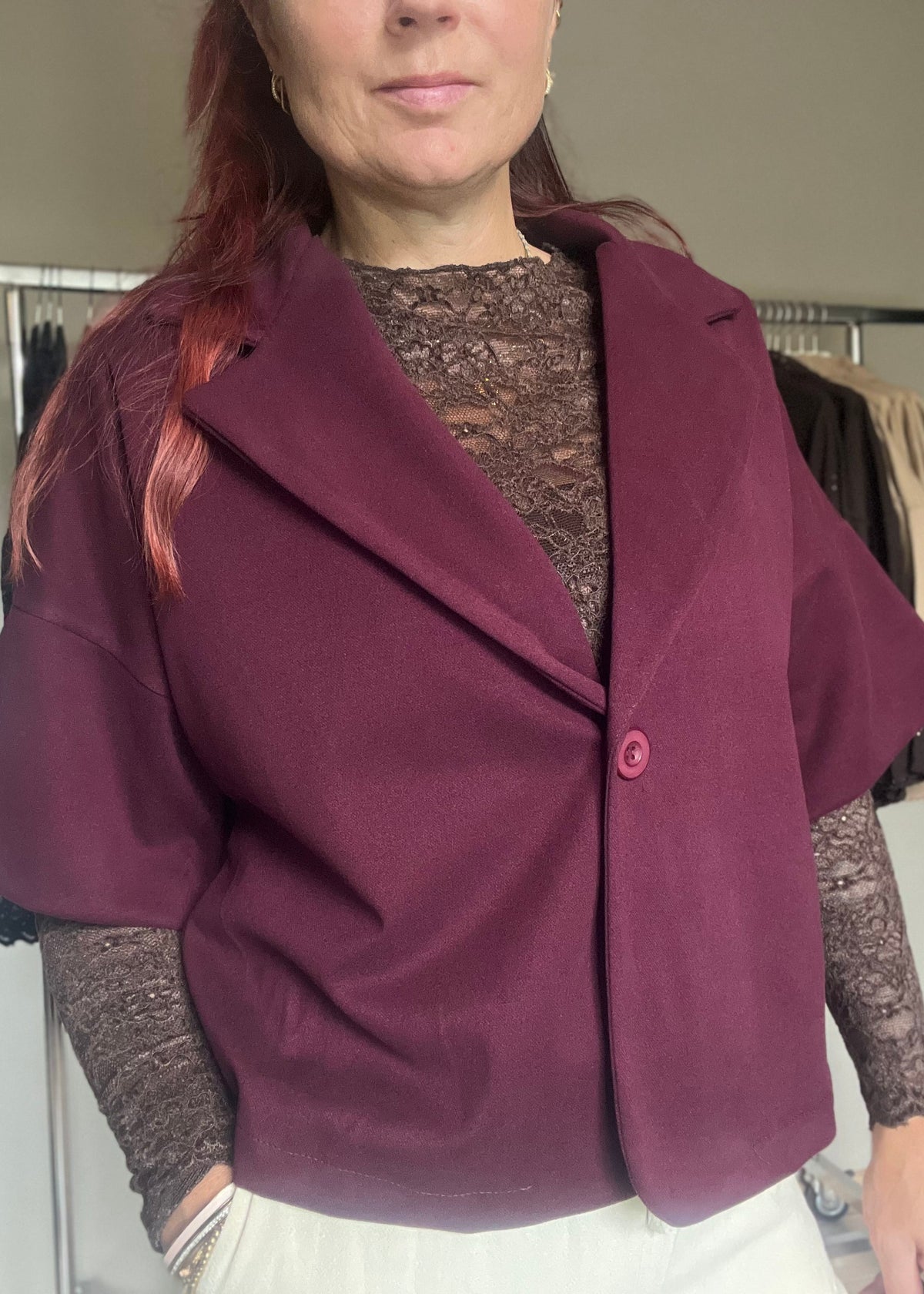 Aubergine donkerrood oversized damesjasje met 3/4 mouwen