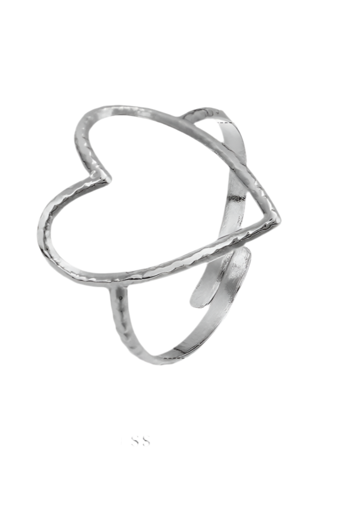 Verstelbare stainless steel ringen in goud en zilver met verschillende designs. Duurzaam, stijlvol en passend voor elke vinger.