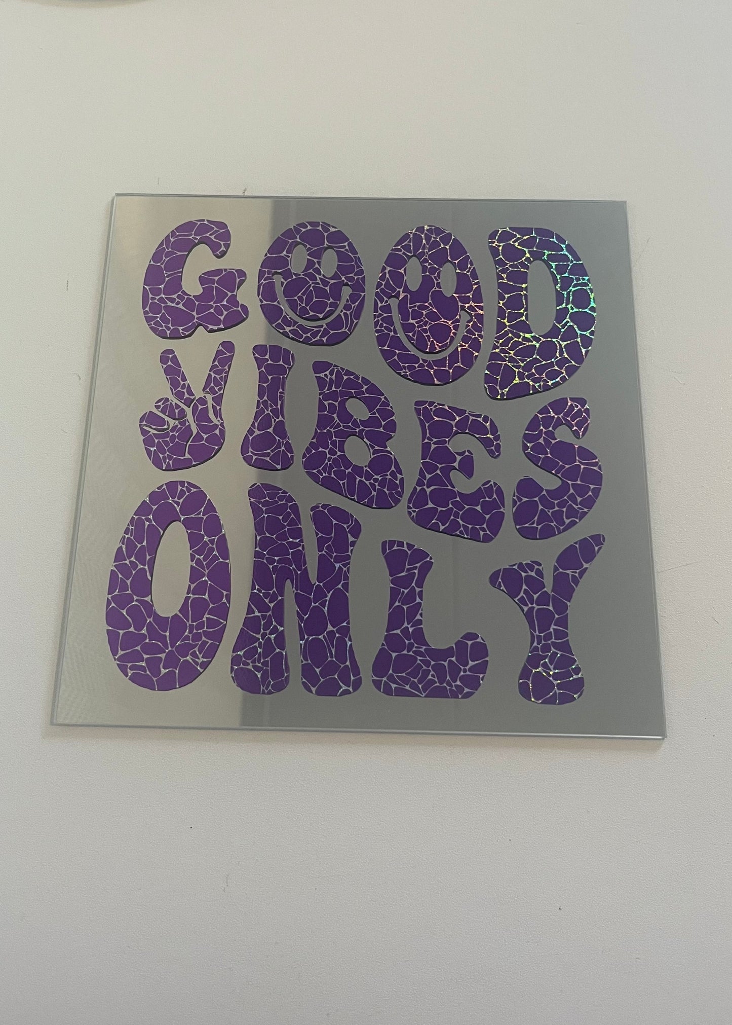 Bedrukte hippe spiegel, good vibes only