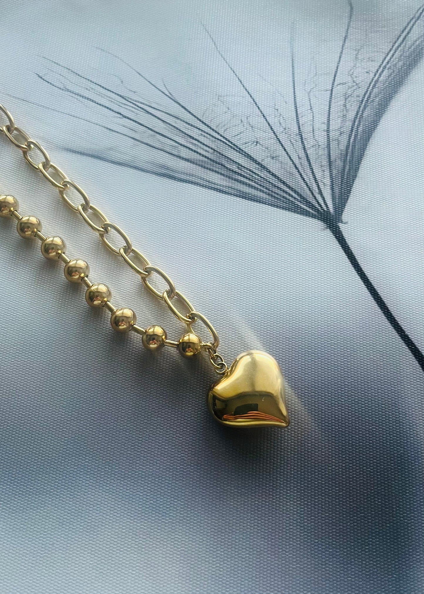 Shop stijlvolle stainless steel kettingen met hanger bij Piek Fashion. Duurzaam, verkleurt niet en perfect te combineren. Tijdloze sieraden voor elke outfit.
