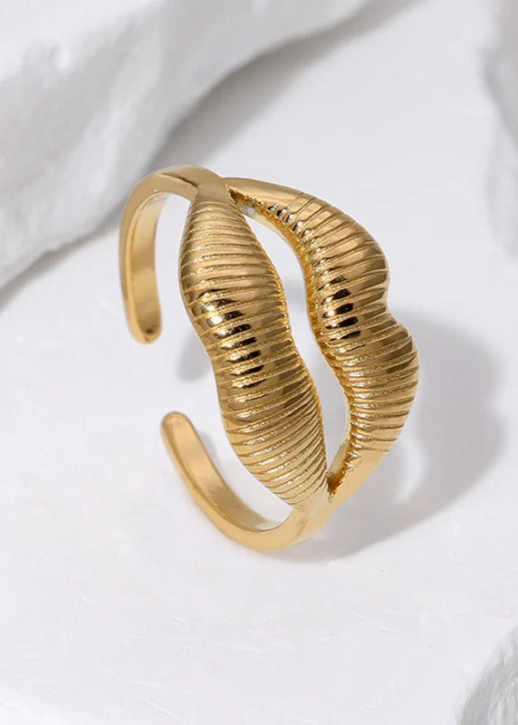 Verstelbare stainless steel ringen in goud en zilver met verschillende designs. Duurzaam, stijlvol en passend voor elke vinger.