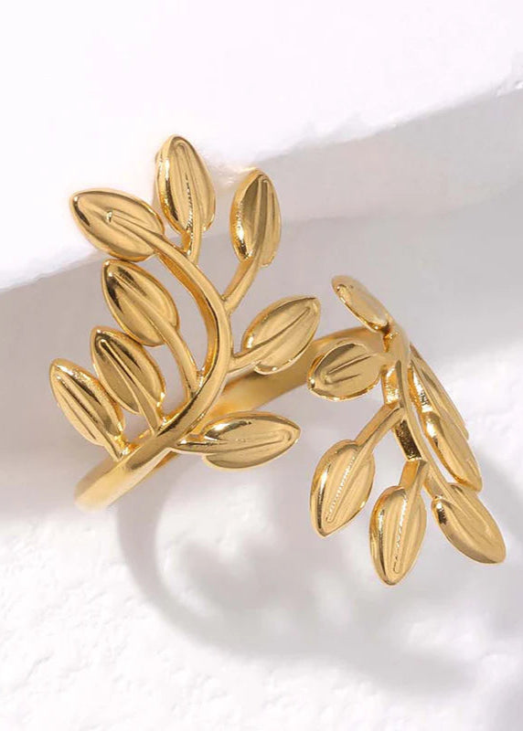 Verstelbare stainless steel ringen in goud en zilver met verschillende designs. Duurzaam, stijlvol en passend voor elke vinger.