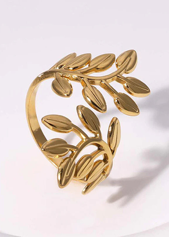 Verstelbare stainless steel ringen in goud en zilver met verschillende designs. Duurzaam, stijlvol en passend voor elke vinger.