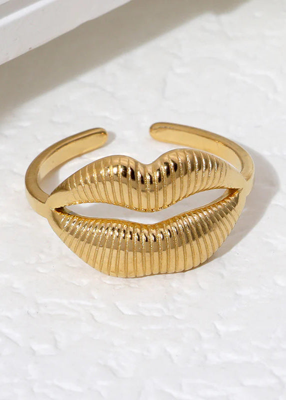 Verstelbare stainless steel ringen in goud en zilver met verschillende designs. Duurzaam, stijlvol en passend voor elke vinger.