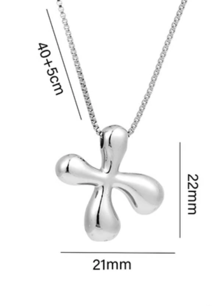 Stainless steel ketting met letter initialen hanger in bubble vorm in goud of zilver van Piek Fashion