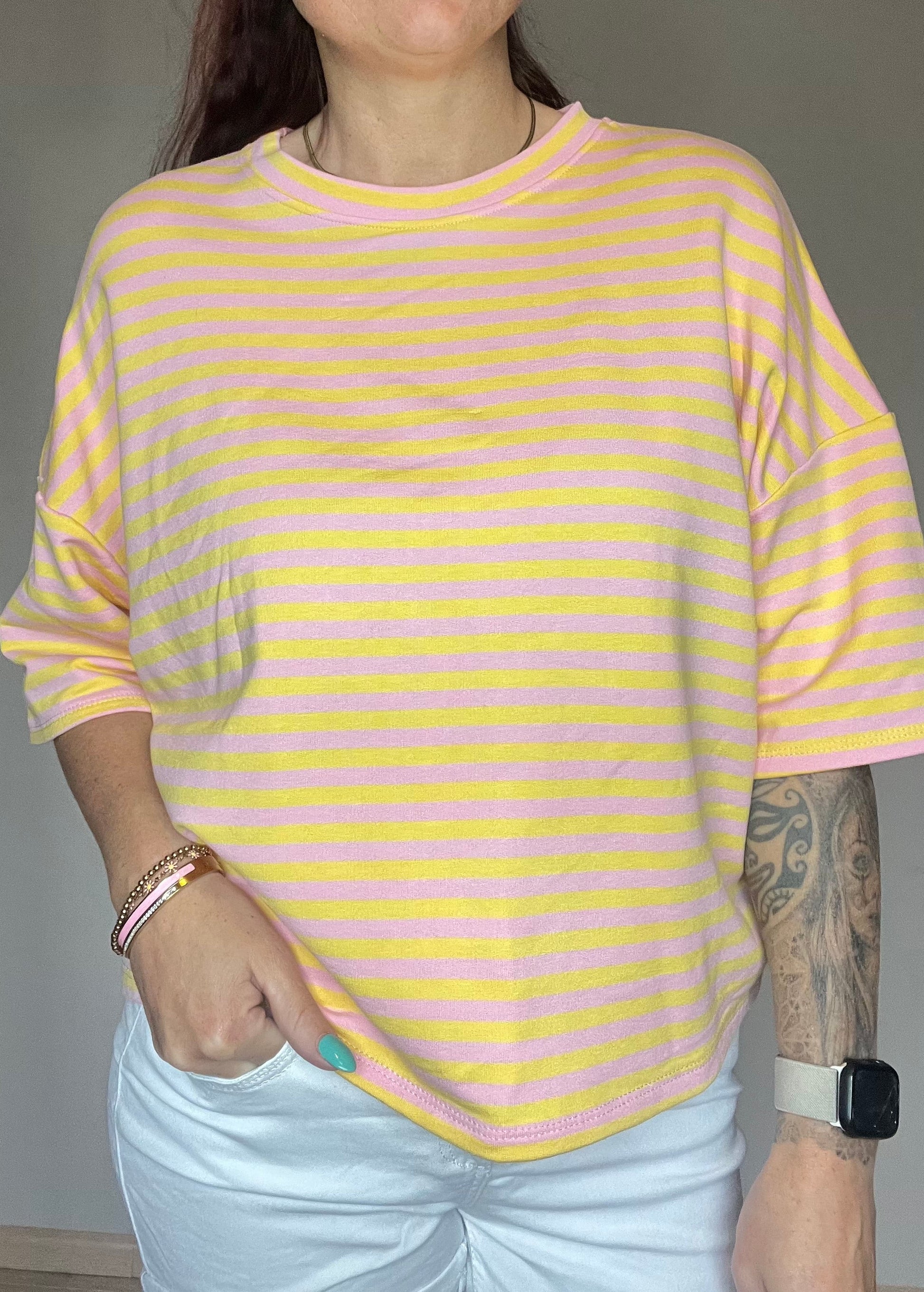 Gestreept oversized dames shirt met driekwart mouwen in 8 verschillende kleurcombinatie's van Piek Fashion