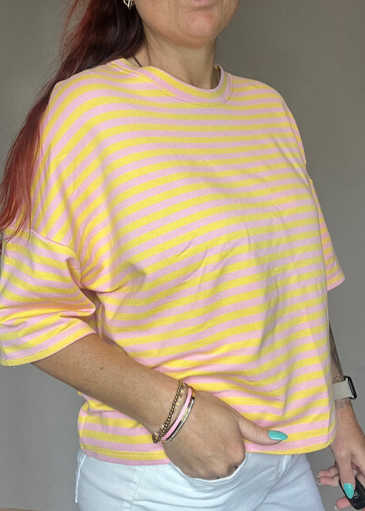 Gestreept oversized dames shirt met driekwart mouwen in 8 verschillende kleurcombinatie's van Piek Fashion