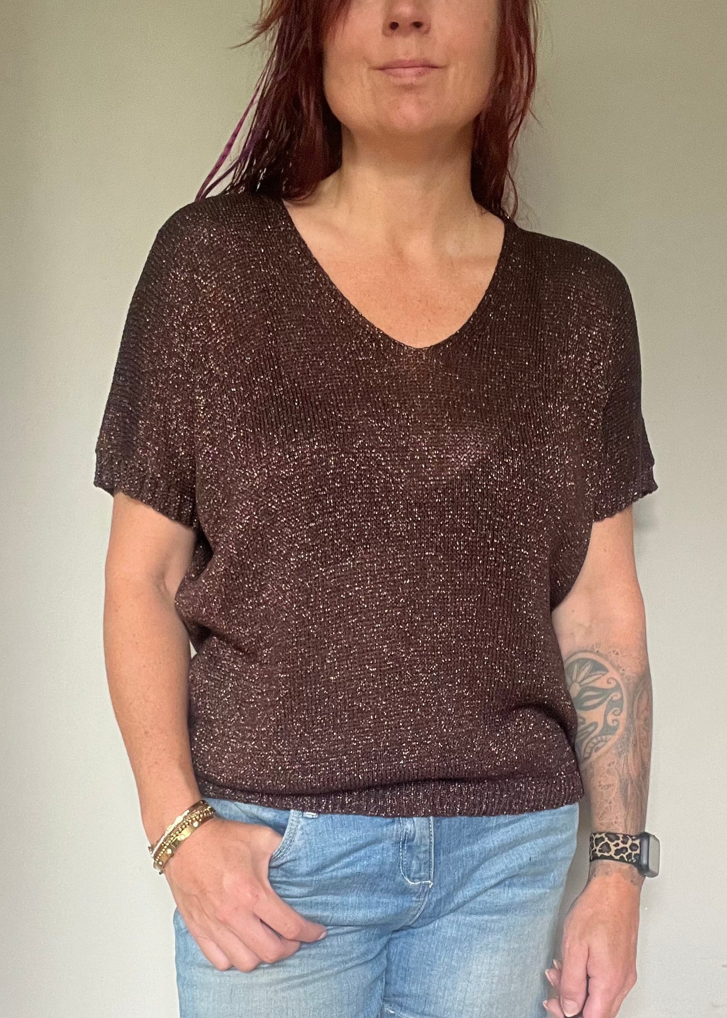 Glittertrui met V-hals, lurex trui met korte mouw in najaarskleuren, chic en comfortabel