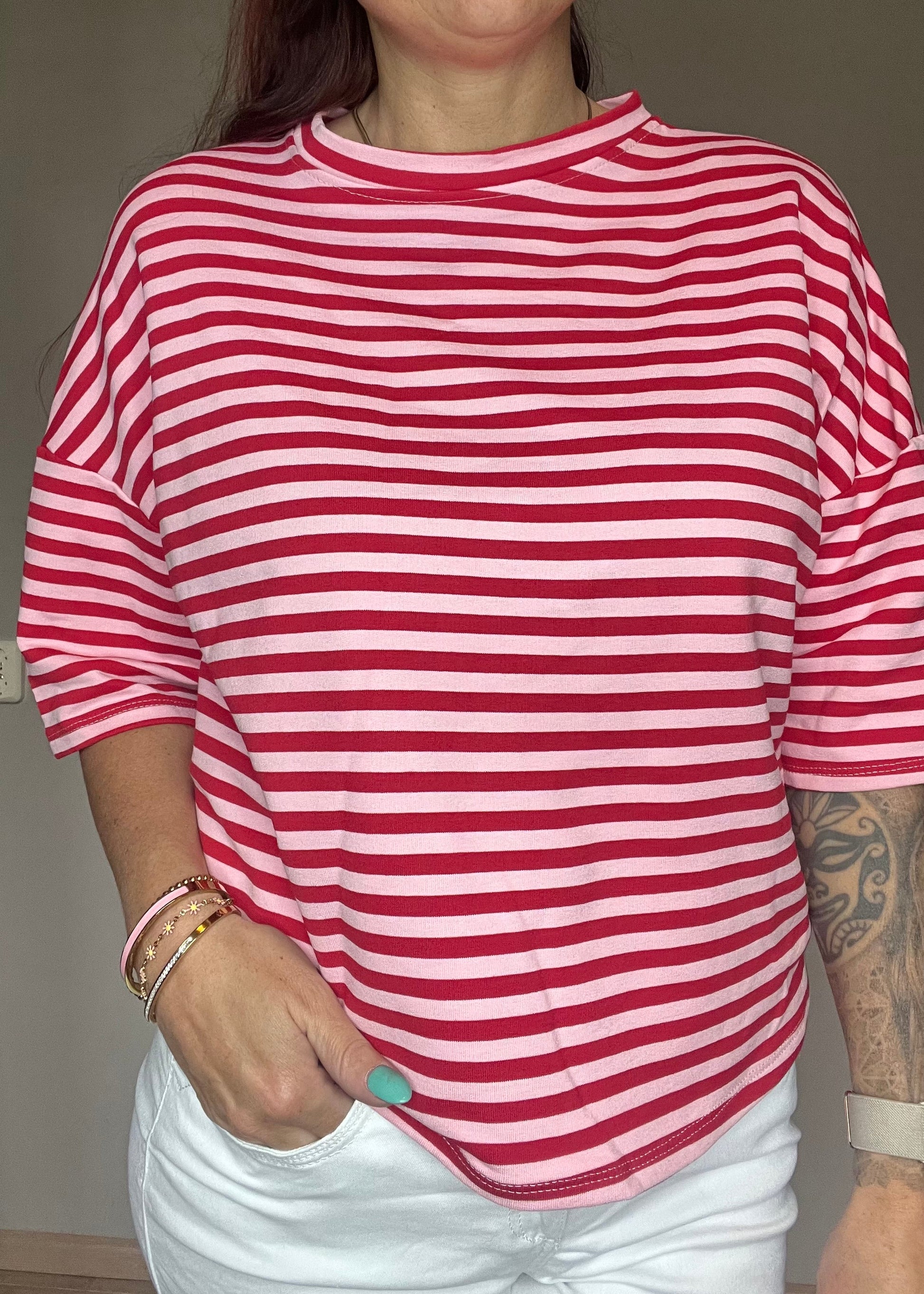 Gestreept oversized dames shirt met driekwart mouwen in 8 verschillende kleurcombinatie's van Piek Fashion