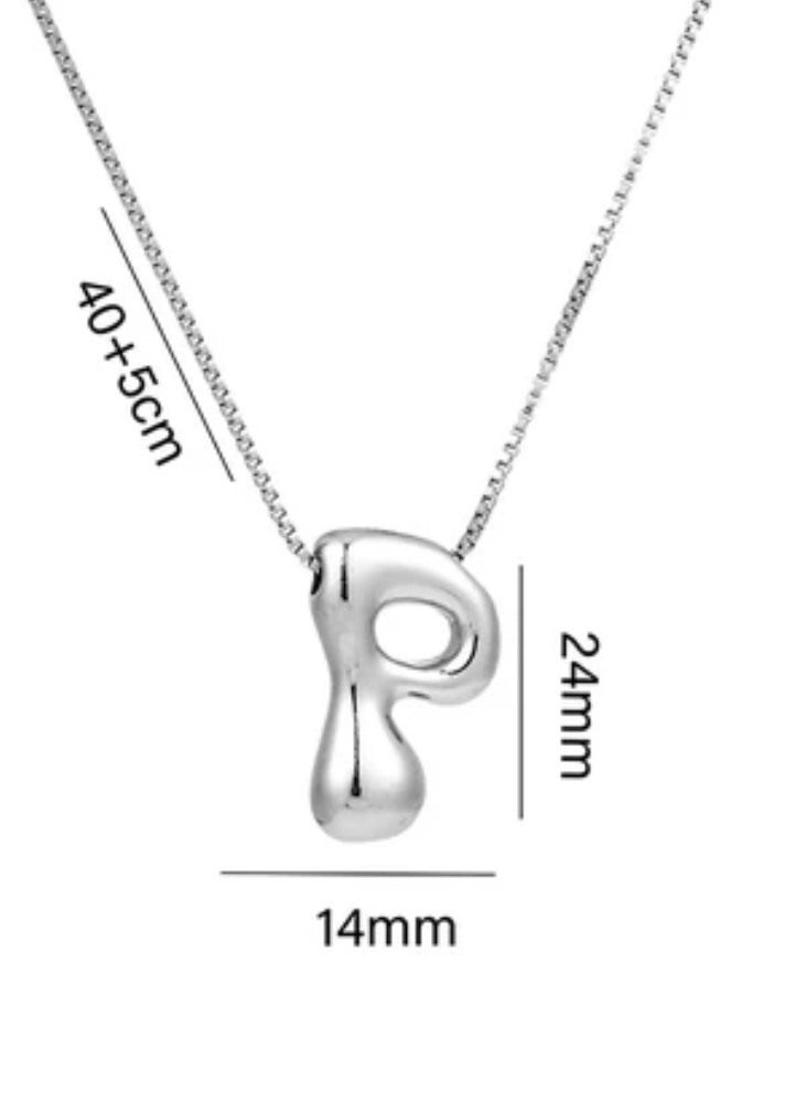 Stainless steel ketting met letter initialen hanger in bubble vorm in goud of zilver van Piek Fashion