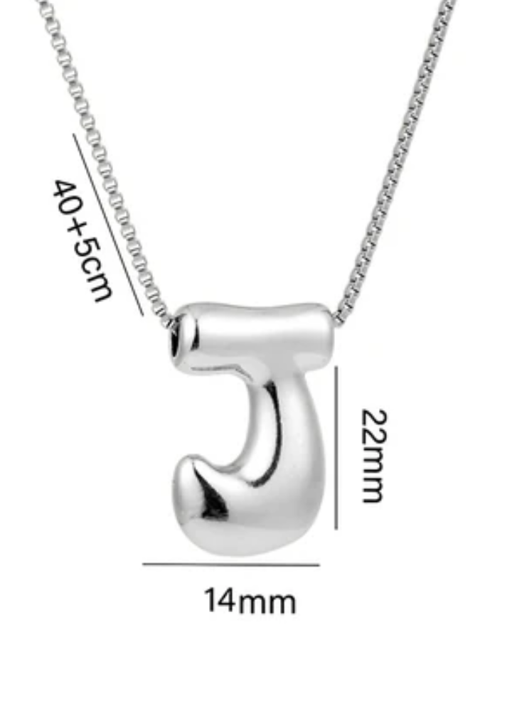 Stainless steel ketting met letter initialen hanger in bubble vorm in goud of zilver van Piek Fashion