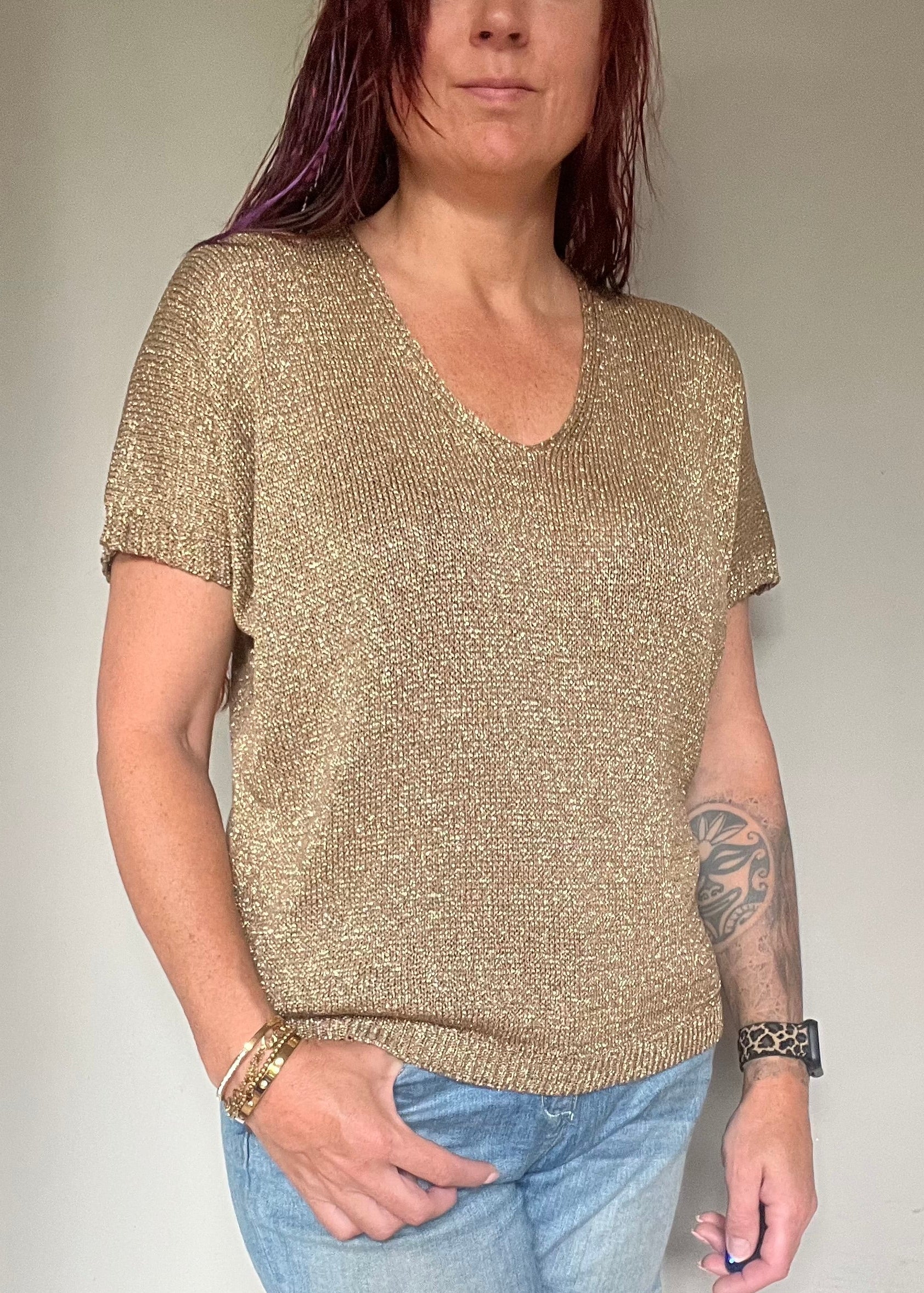 Glittertrui met V-hals, lurex trui met korte mouw in najaarskleuren, chic en comfortabel