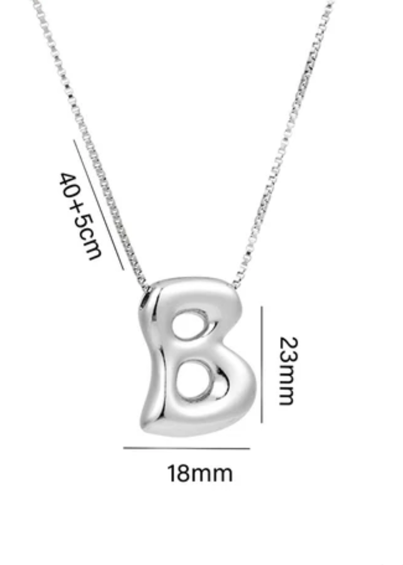 Stainless steel ketting met letter initialen hanger in bubble vorm in goud of zilver van Piek Fashion