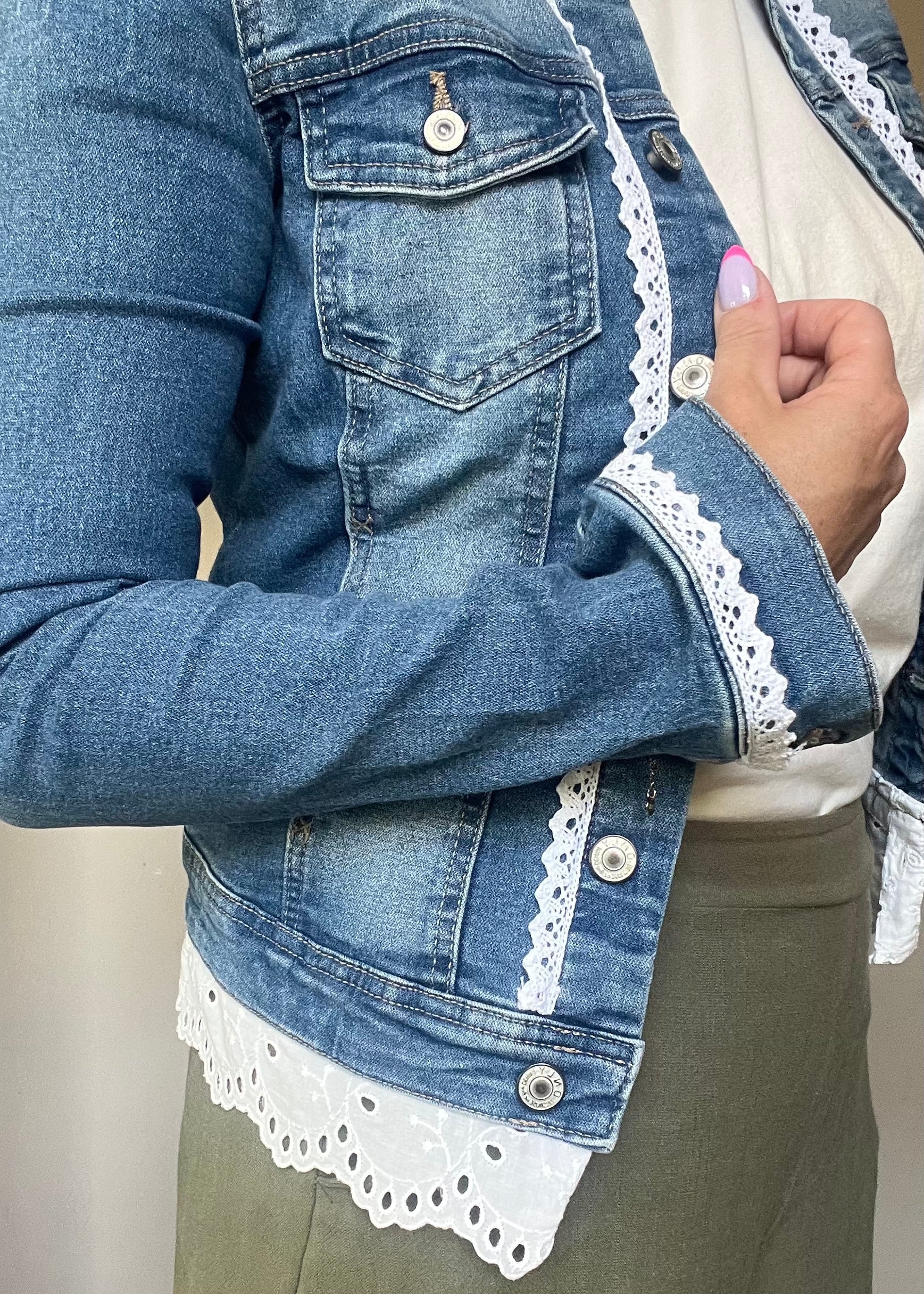 pre-loved denim spijkerjasje